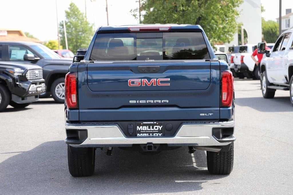 2022 Gmc Sierra 1500 SLT photo 3