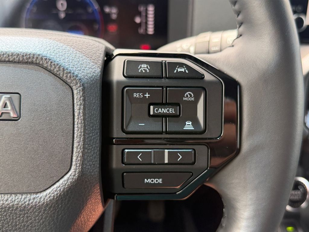 2025 Toyota Land Cruiser 25