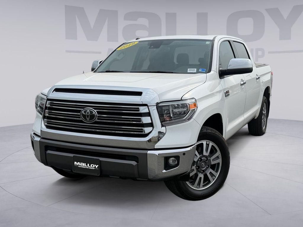 Super White 2019 Toyota Tundra Pickup Truck Four-Wheel Drive 6-Speed Automatic