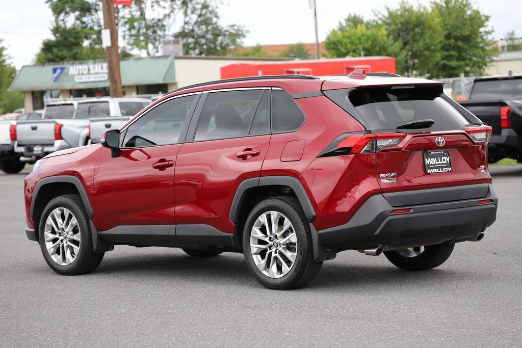 2025 Toyota RAV4 XLE Premium photo 2