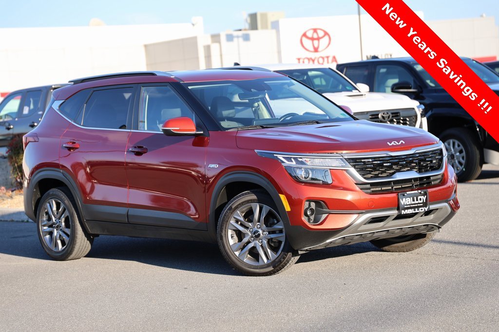 2022 Kia Seltos S's photo