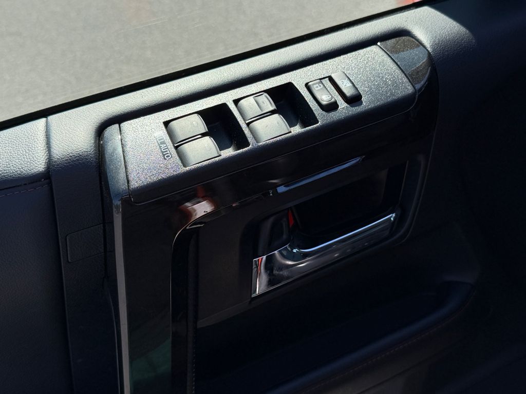 2024 Toyota 4Runner TRD Pro - Photo 11