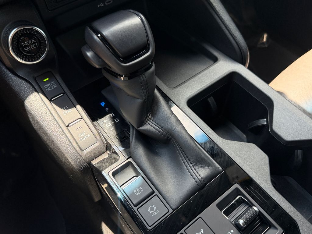 2025 Toyota Land Cruiser 27