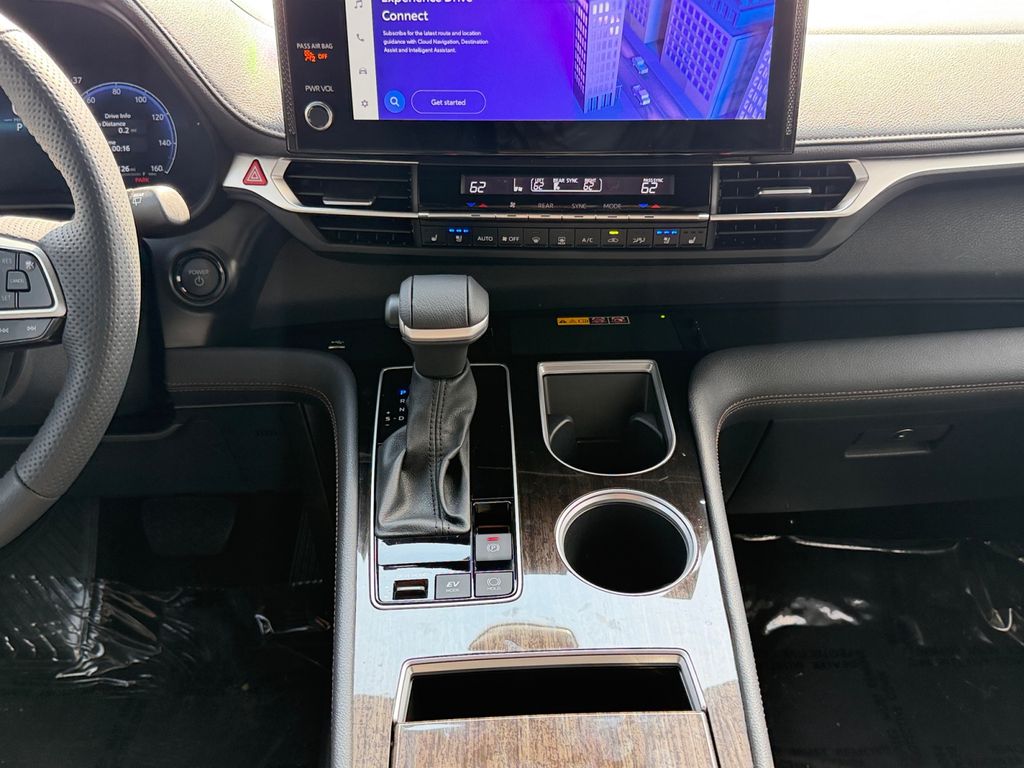 2025 Toyota Sienna 15