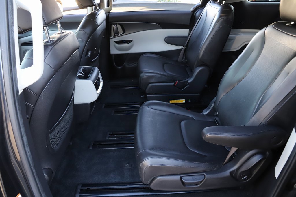 2022 Kia Carnival LXS photo 14