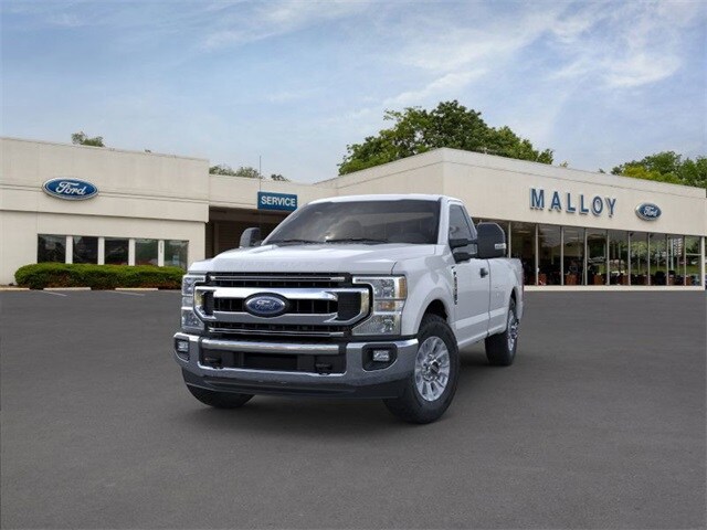 2022 Ford F-350 XLT photo 2