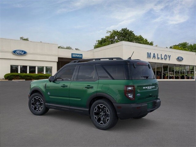 2025 Ford Bronco Sport Outer Banks photo 2