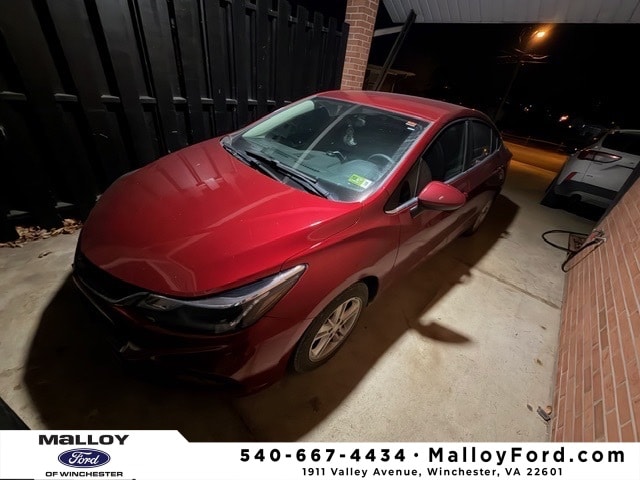 2018 Chevrolet Cruze LT's photo