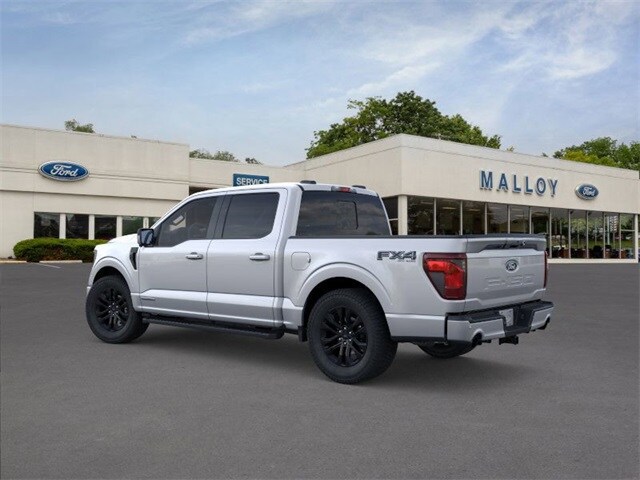 2025 Ford F-150 XLT photo 2