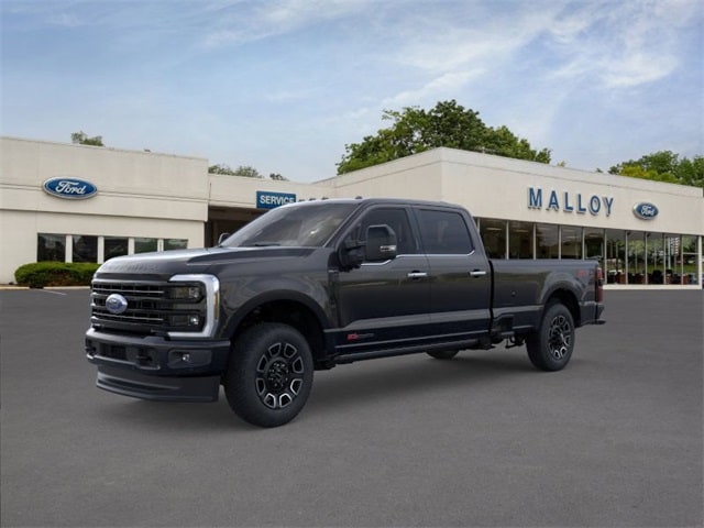 2026 Ford F-350 Super Duty Platinum's photo
