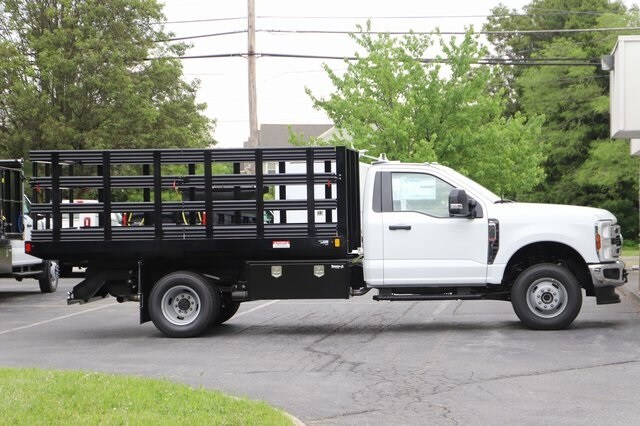 2024 Ford F-350 XL photo 2