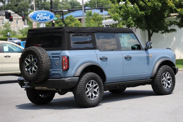 2023 Ford Bronco Badlands photo 4
