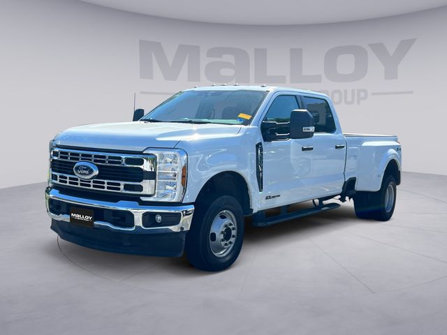 2026 Ford F-350 XLT 4x4 Crew Cab 8' Box DRW's photo