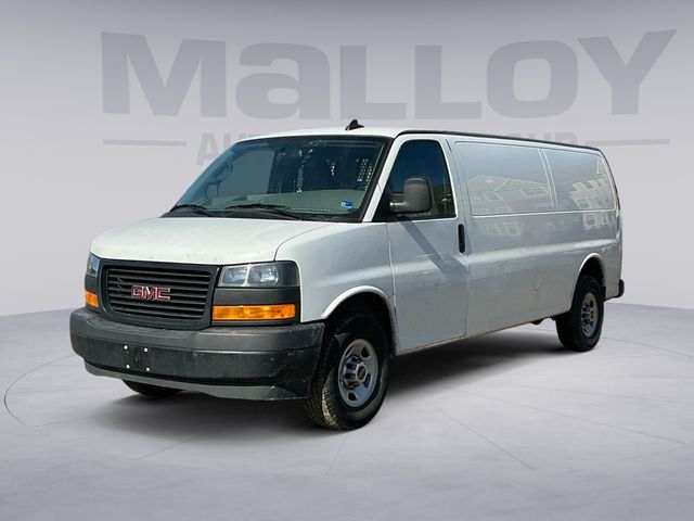 2023 GMC Savana 3500 Ext WB's photo