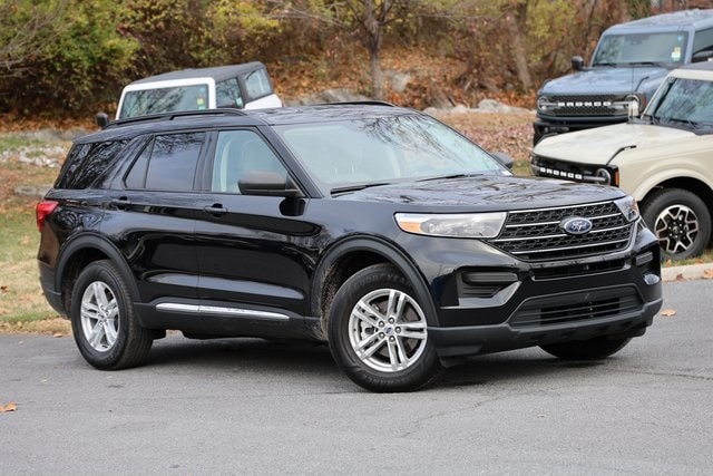 2022 Ford Explorer XLT's photo