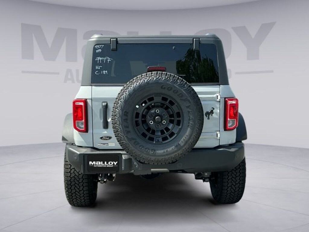 New 2026 Ford Bronco Ford Custom Garage Matte Black Package SUV