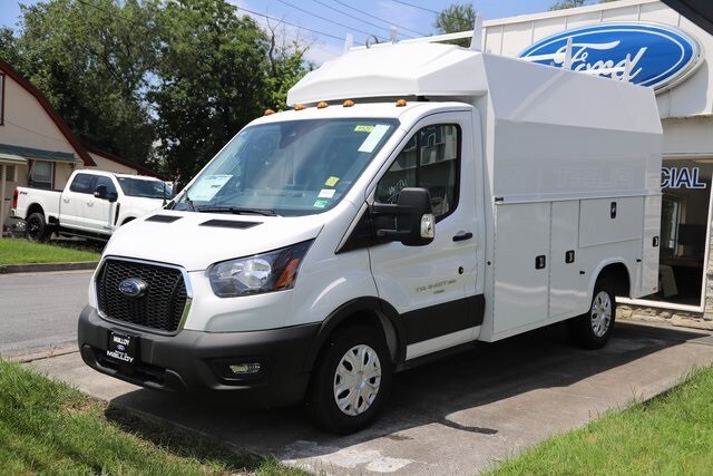 2025 Ford Transit photo 3
