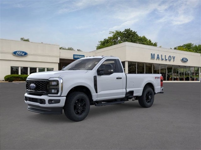 2026 Ford F-350 Super Duty XL's photo