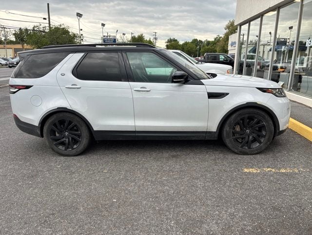 2020 Land Rover Discovery SE SC V6's photo