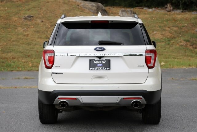 2017 Ford Explorer XLT photo 3