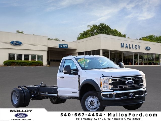 2024 Ford F-600 Super Duty Chassis Cab XL's photo