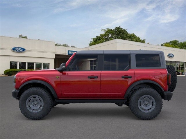 2025 Ford Bronco Badlands photo 3