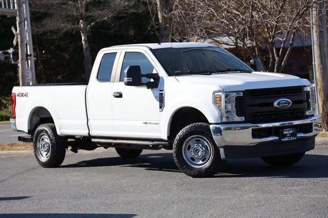 2019 Ford F-250 Super Duty XL's photo