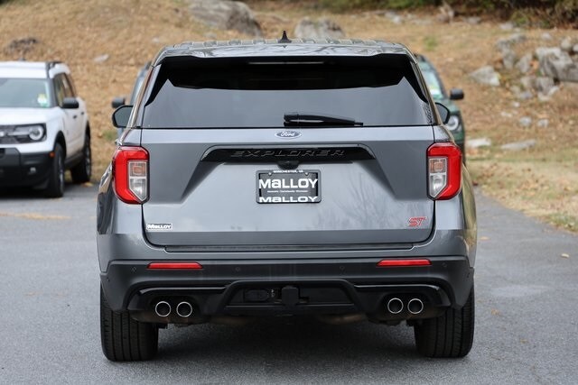 2021 Ford Explorer ST photo 3