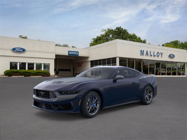 2026 Ford Mustang Dark Horse's photo