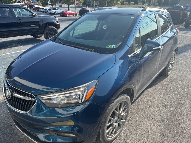 2019 Buick Encore Sport Touring photo 2