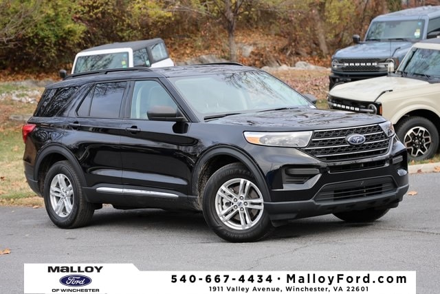 2022 Ford Explorer XLT's photo