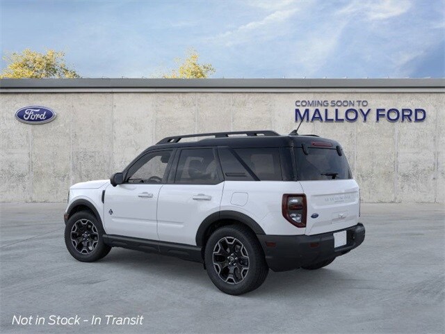 2025 Ford Bronco Sport Outer Banks photo 3