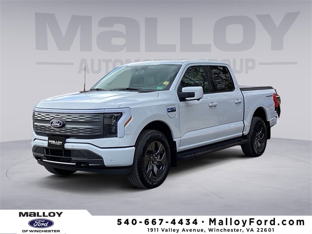 2025 Ford F-150 Lightning Lariat's photo