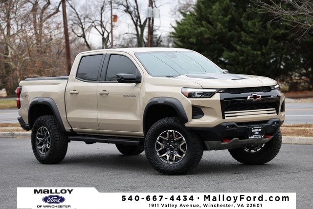 2023 Chevrolet Colorado ZR2's photo