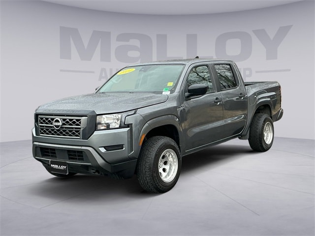 2022 Nissan Frontier S's photo