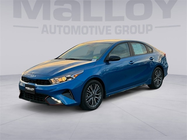 2023 Kia Forte GT-Line's photo
