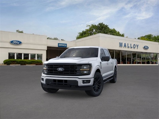 2025 Ford F-150 XLT photo 2