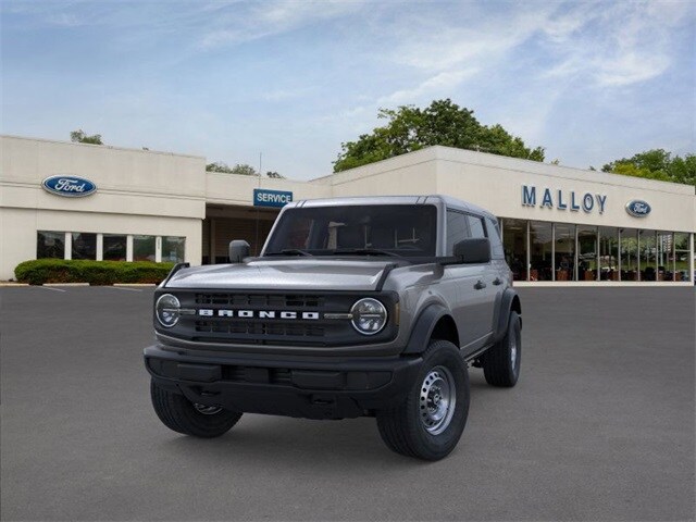 2025 Ford Bronco Base photo 2