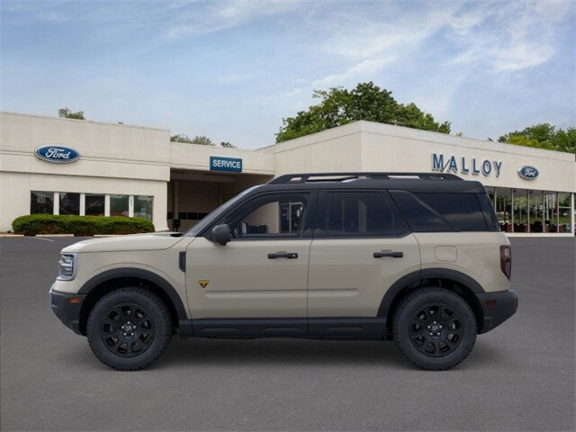 2025 Ford Bronco Sport Badlands photo 2