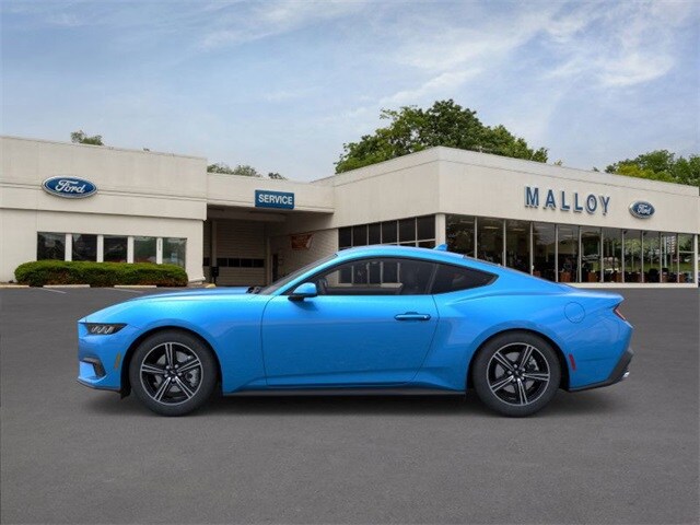 2025 Ford Mustang EcoBoost photo 3