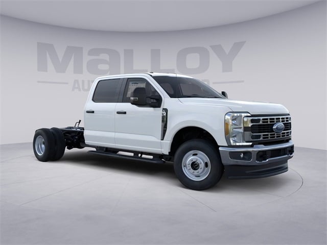 2025 Ford F-350 Base's photo