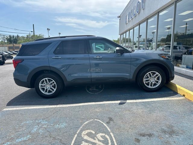 2026 Ford Explorer Active 4WD's photo