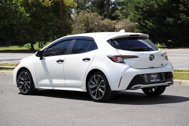 2019 Toyota Corolla XSE photo 2
