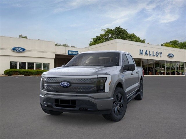 2025 Ford F-150 Lightning photo 2