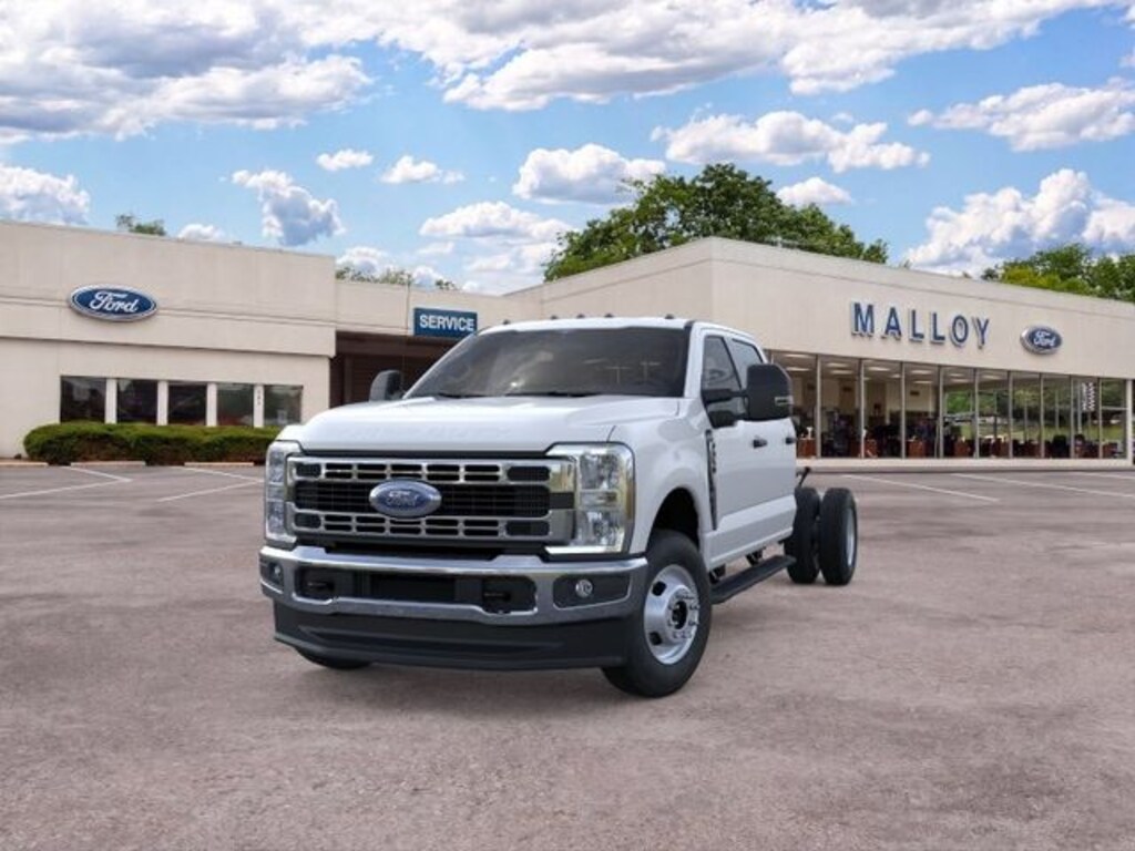 New 2026 Ford F-350SD XL Chassis