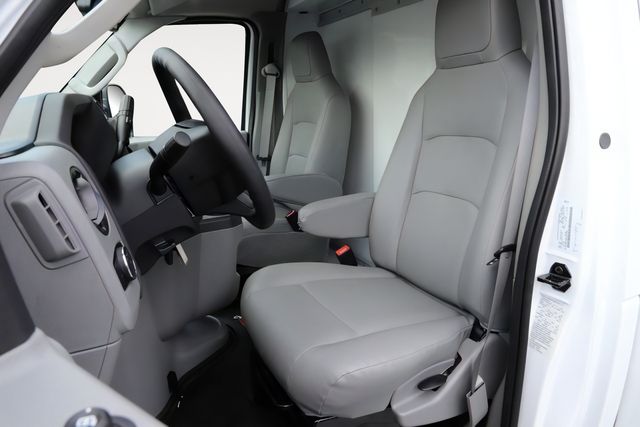 2026 Ford E-Series Cutaway Base - Photo 19