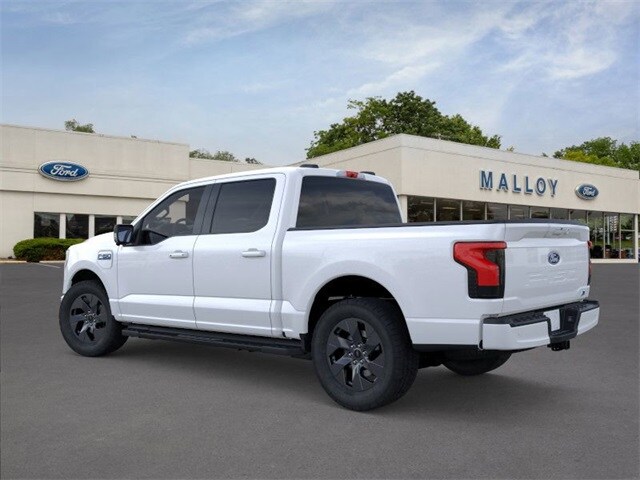 2025 Ford F-150 Lightning photo 4