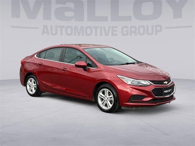2018 Chevrolet Cruze LT's photo