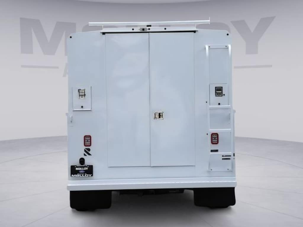 New 2026 Ford E-350 11FT Reading KUV Base Cab/Chassis
