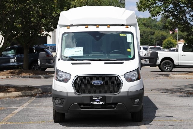 2025 Ford Transit photo 2